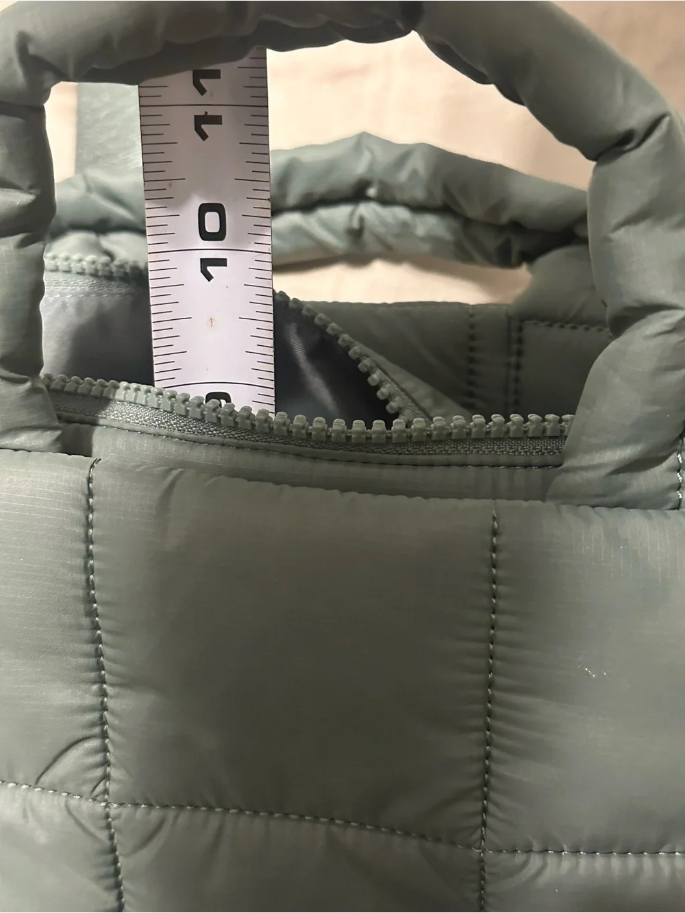 lululemon athletica Quilted Puffer Crossbody Bag in Sage